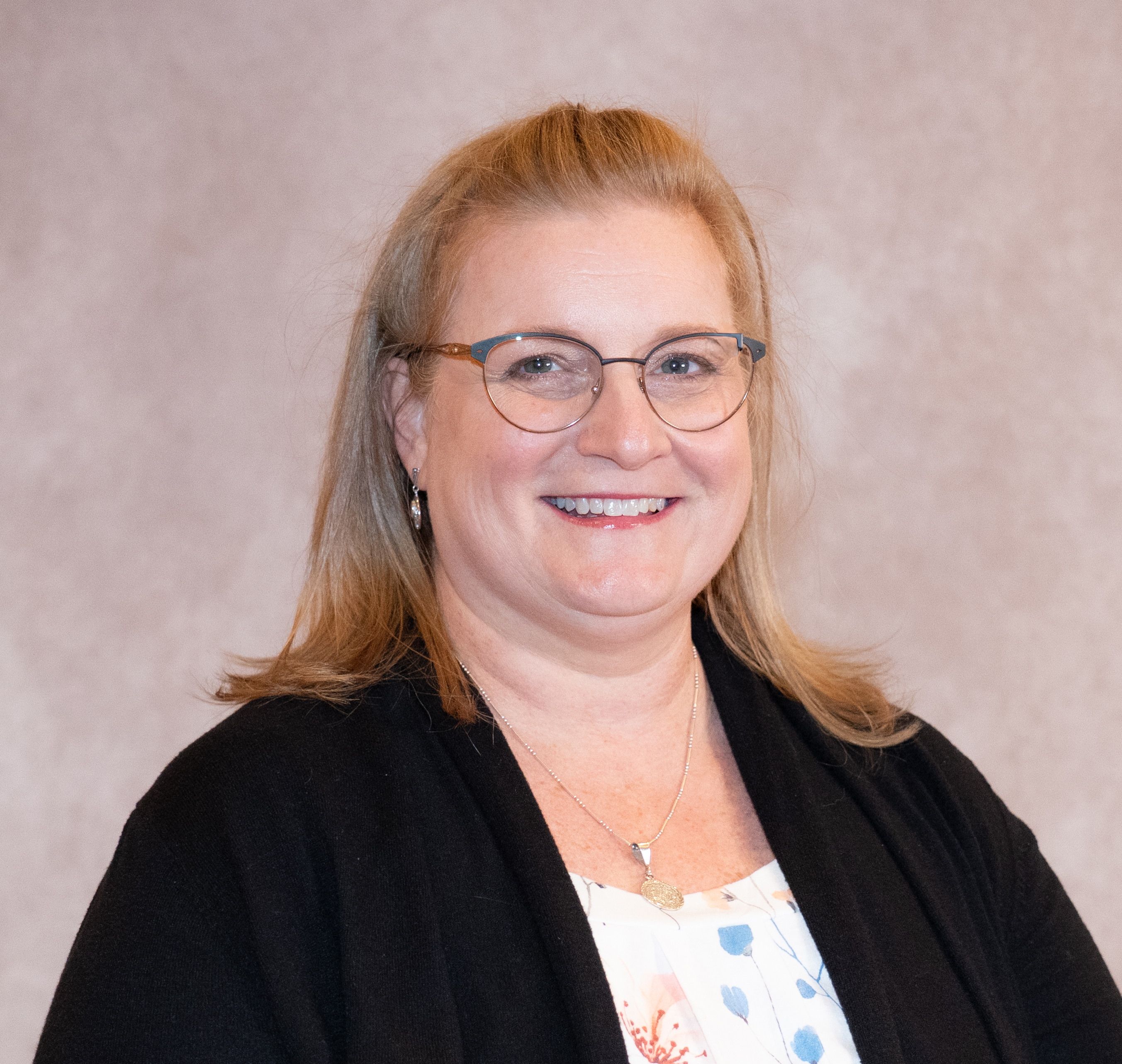 Leigh Ann Arnholt-2